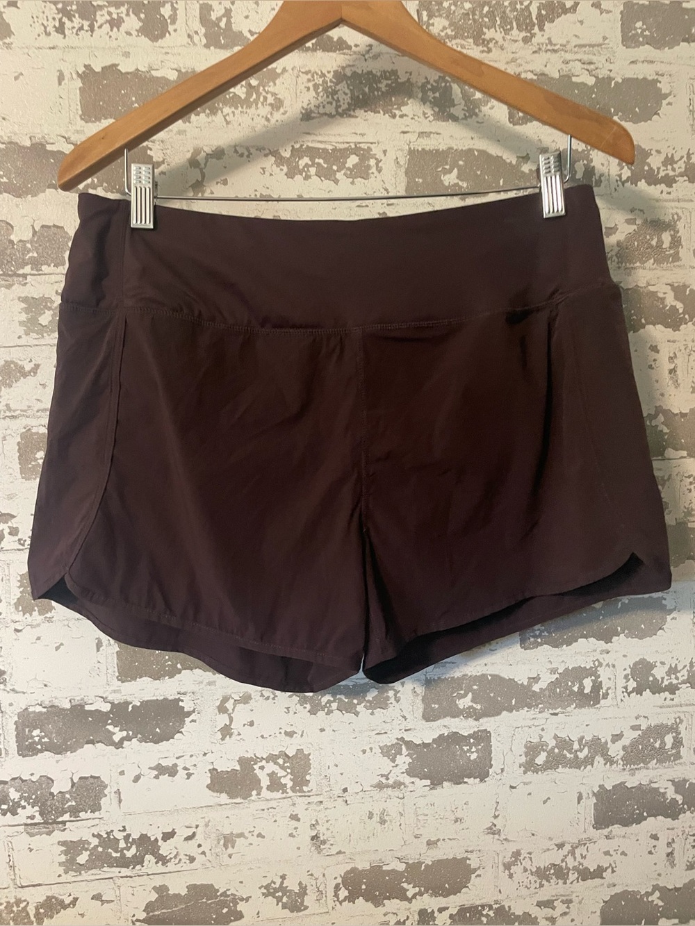 Gradual Women’s Running Shorts XL Dark Plum Lined Athletic Workout Pocket